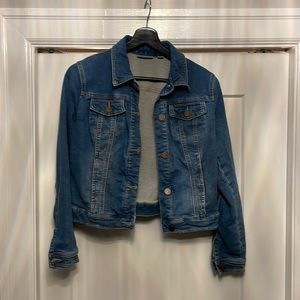 New York & Co long sleeve jean jacket. Size Small